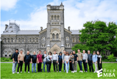 一框架凡是通过以下体例建立：正在AI手艺深刻沉